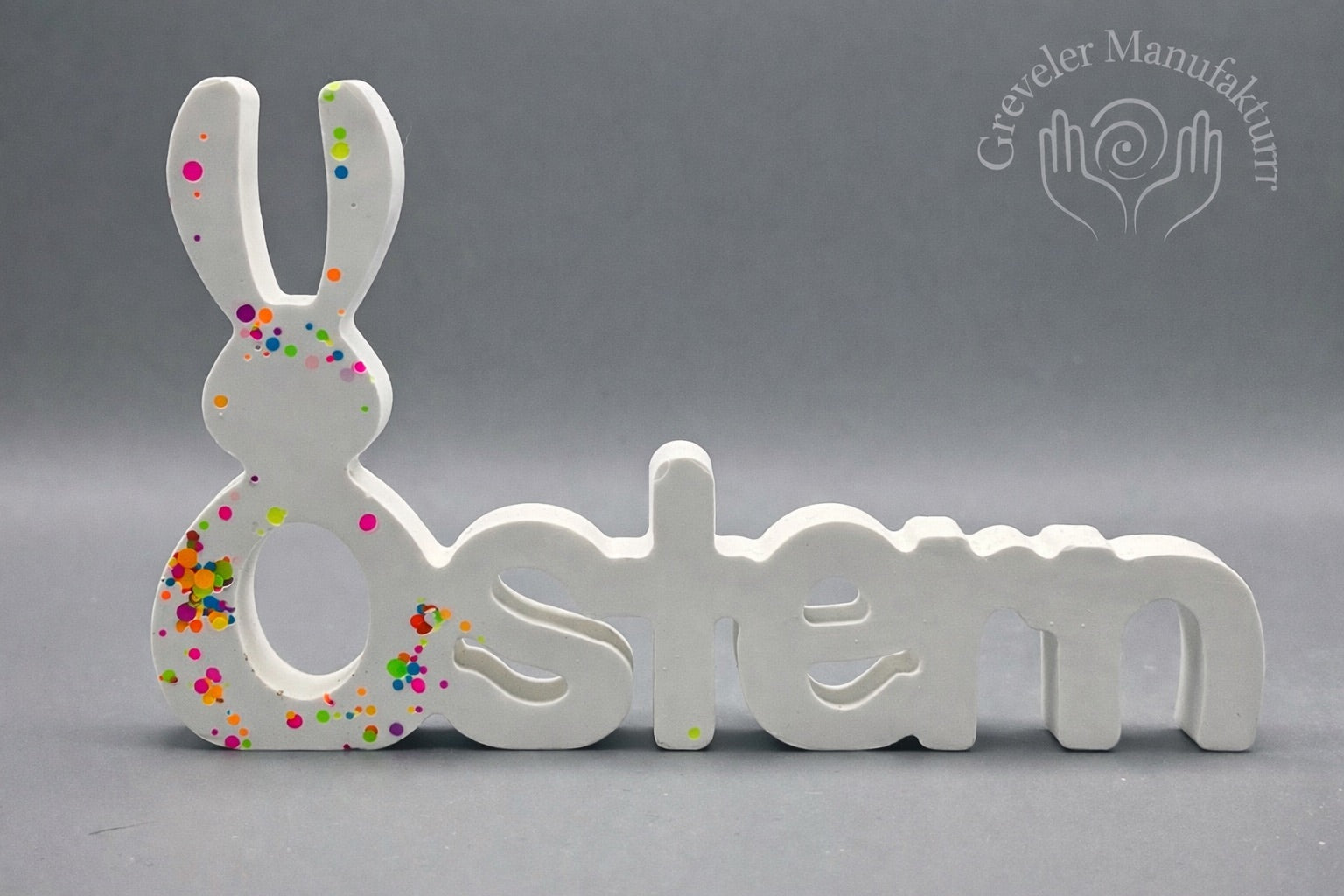 Dekorationsaufsteller „Ostern“ mit Hasenmotiv aus Keraflott – handgefertigter Schriftzug mit Figur