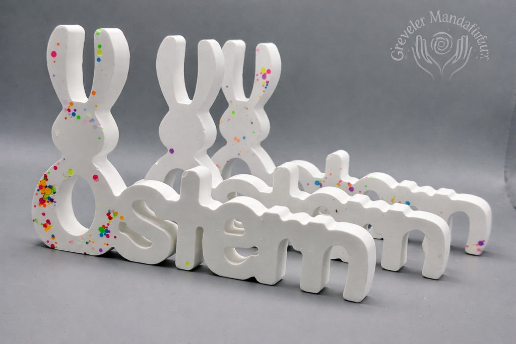 Schriftzug „Ostern“ mit Hase aus Keraflott – handgefertigte Frühlingsdeko